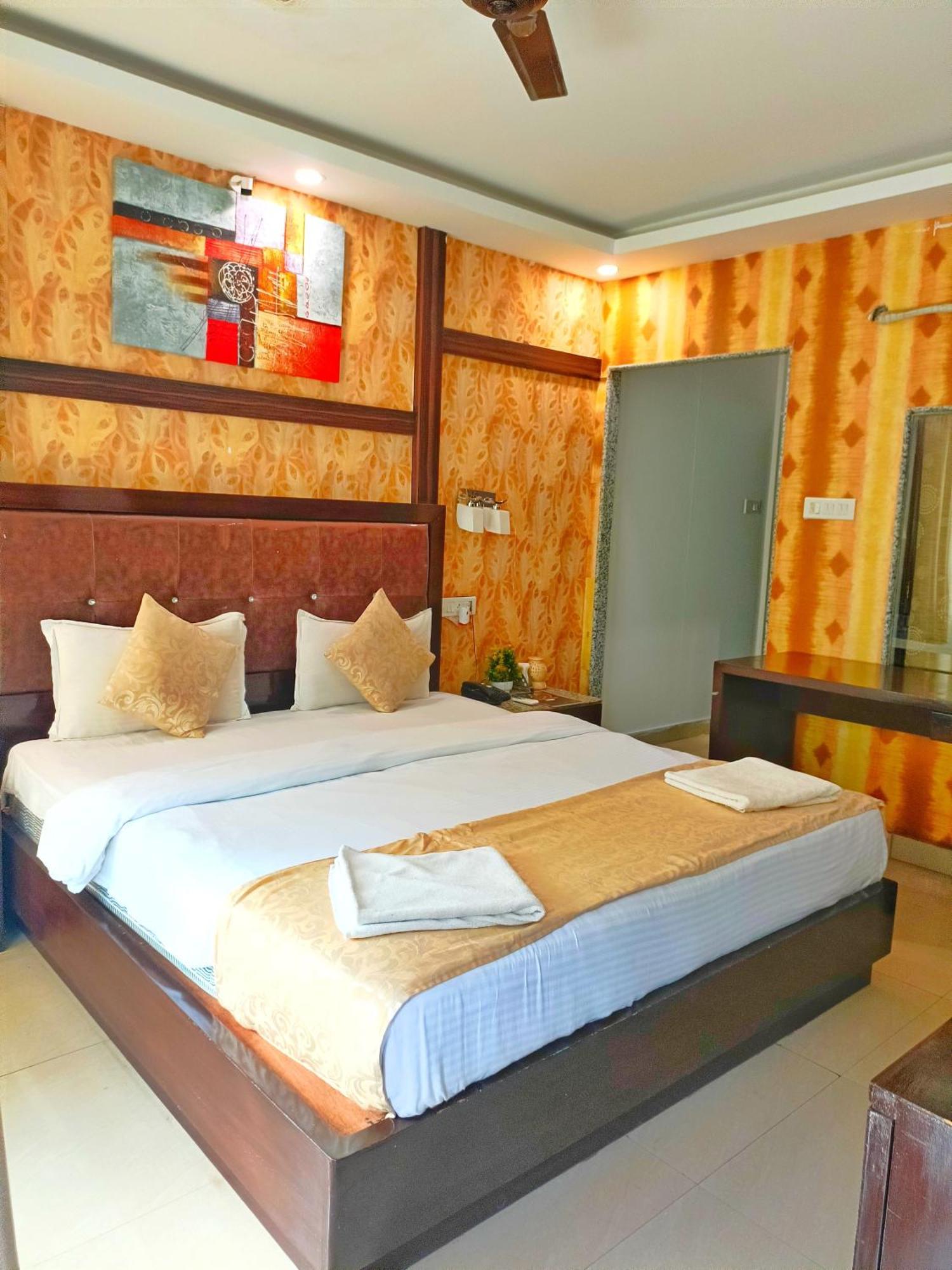 Fusion Resorts Candolim Exterior foto